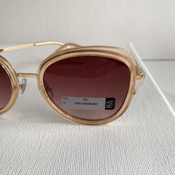 NWT gold wire and lucite sunglasses - Picture 2 of 6